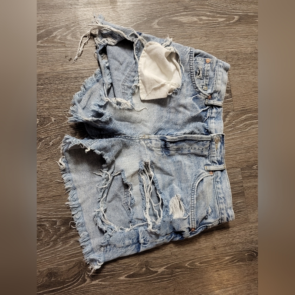 Free people jeans shorts size 30